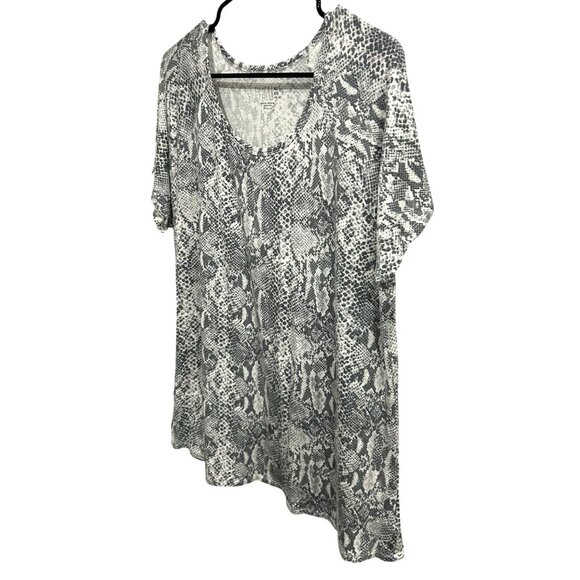 Time & Tru Womens Snake Print Short Sleeve Top Sz XL - Picture 3 of 10